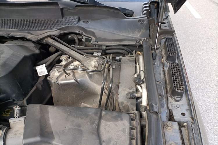 Used Land Rover Range Sport 2018 3.0 SC V6 HSE DYNAMIC Engine Bay Left