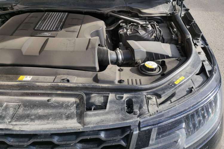 Used Land Rover Range Sport 2018 3.0 SC V6 HSE DYNAMIC Engine Bay Left