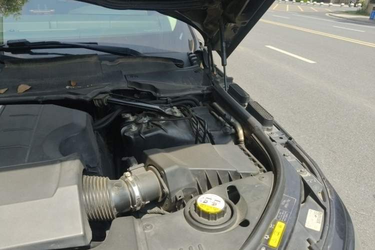 Used Land Rover Range Sport 2018 3.0 SC V6 HSE DYNAMIC Engine Bay Left