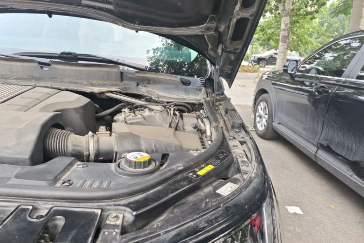 Used Land Rover Range Sport 2018 3.0 SC V6 HSE DYNAMIC Engine Bay Left