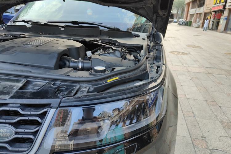 Used Land Rover Range Sport 2018 3.0 SC V6 HSE DYNAMIC Engine Bay Left