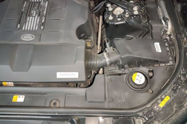 Used Land Rover Range Sport 2018 3.0 SC V6 HSE DYNAMIC Engine Bay Left