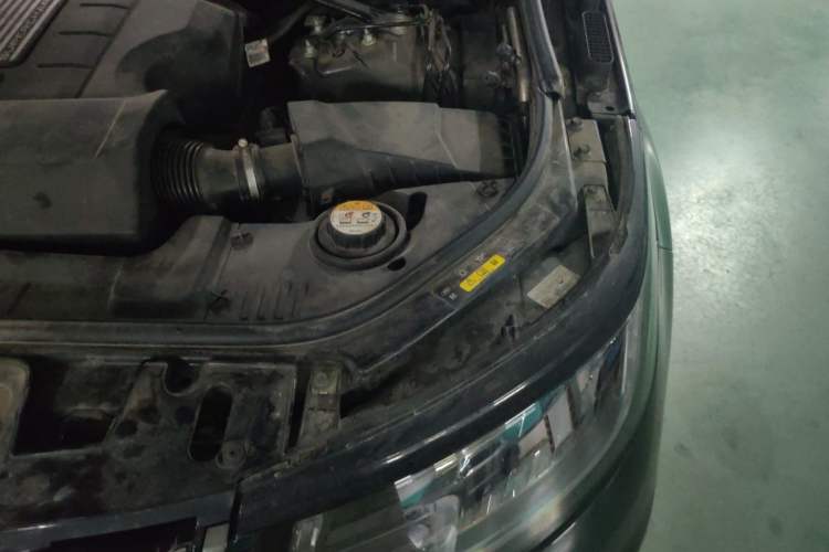 Used Land Rover Range Sport 2018 3.0 SC V6 HSE DYNAMIC Engine Bay Left