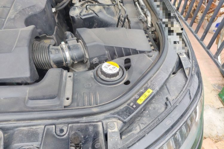 Used Land Rover Range Sport 2018 3.0 SC V6 HSE DYNAMIC Engine Bay Left