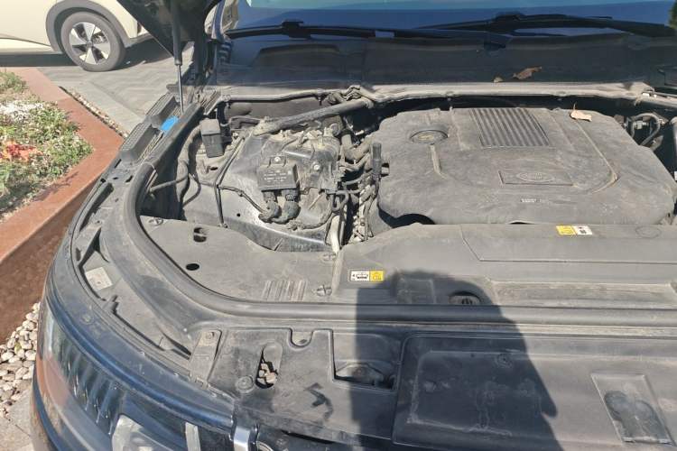 Used Land Rover Range Sport  Engine Bay Right