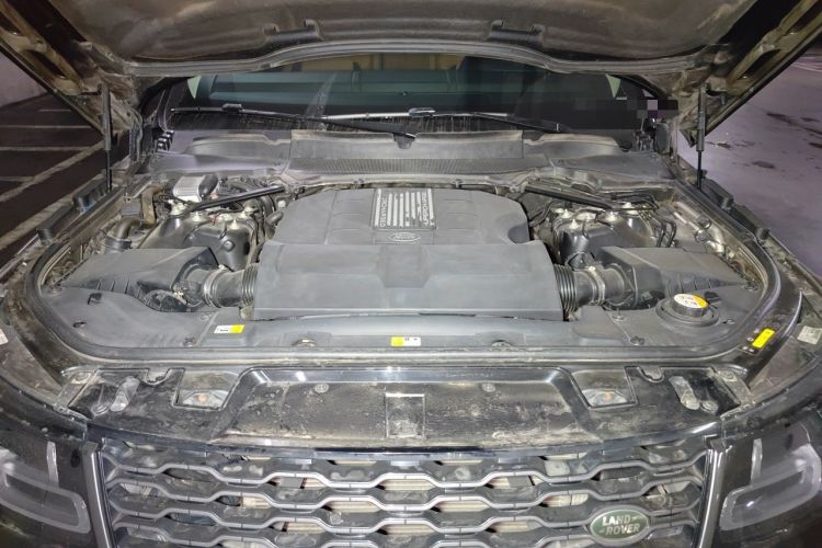 Used Land Rover Range Sport 2018 3.0 SC V6 HSE DYNAMIC Engine Bay