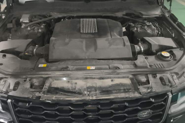 Used Land Rover Range Sport 2018 3.0 SC V6 HSE DYNAMIC Engine Bay