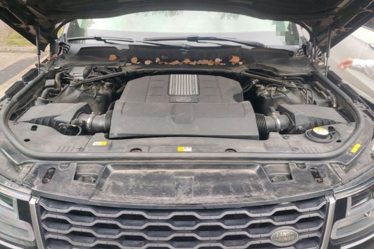 Used Land Rover Range Sport 2018 3.0 SC V6 HSE DYNAMIC Engine Bay