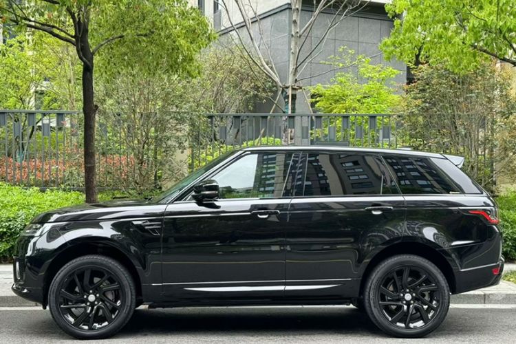 Used Land Rover Range Sport 2018 3.0 SC V6 HSE DYNAMIC Exterior 2