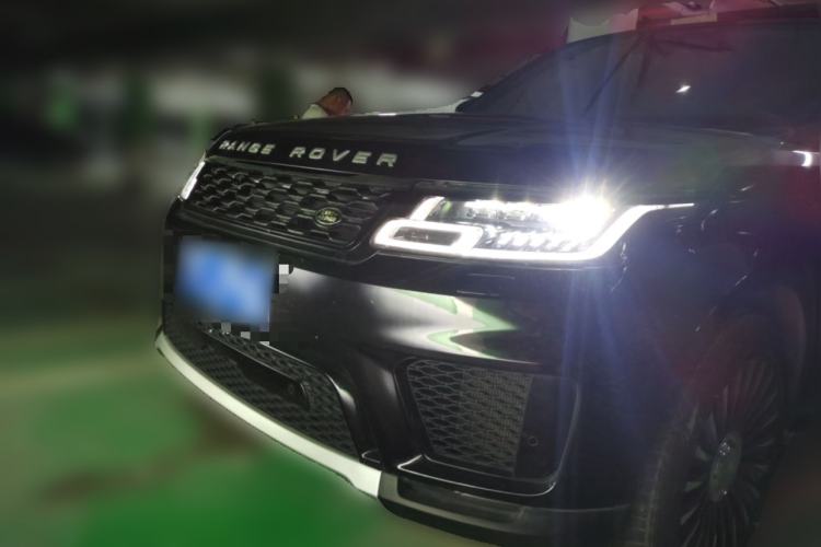 Used Land Rover Range Sport  Front