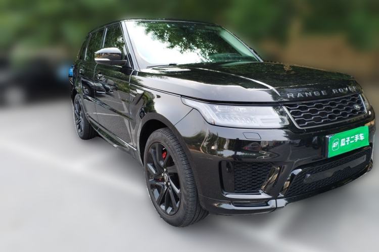 Used Land Rover Range Sport 2018 3.0 SC V6 HSE DYNAMIC Front Right 45 Deg