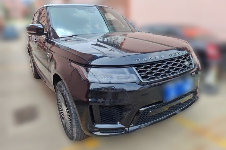Used Land Rover Range Sport 2018 3.0 SC V6 HSE DYNAMIC Front Right 45 Deg