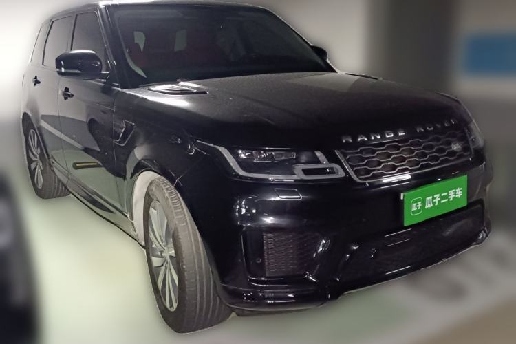 Used Land Rover Range Sport 2018 3.0 SC V6 HSE DYNAMIC Front Right 45 Deg