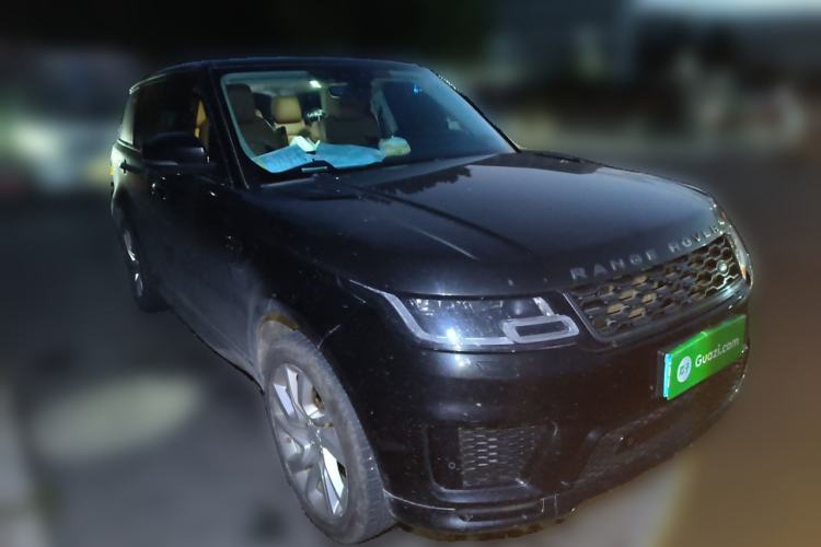 Used Land Rover Range Sport 2018 3.0 SC V6 HSE DYNAMIC Front Right 45 Deg
