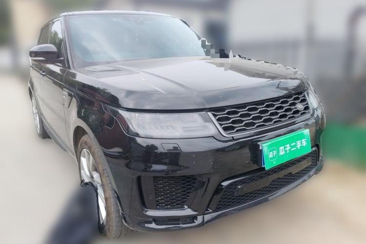 Used Land Rover Range Sport 2018 3.0 SC V6 HSE DYNAMIC Front Right 45 Deg