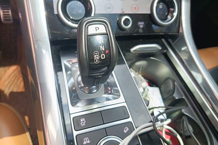 Used Land Rover Range Sport 2018 3.0 SC V6 Fēngshàng Chuàngshì Edition DYNAMIC Gear Lever