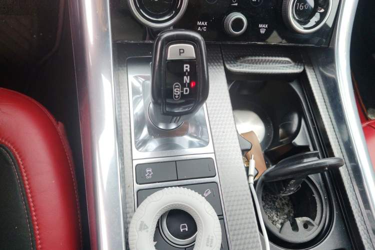Used Land Rover Range Sport 2018 3.0 SC V6 HSE DYNAMIC Gear Lever