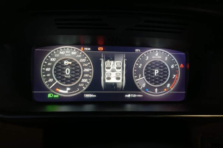 Used Land Rover Range Sport 2018 3.0 SC V6 HSE DYNAMIC Instrument Cluster