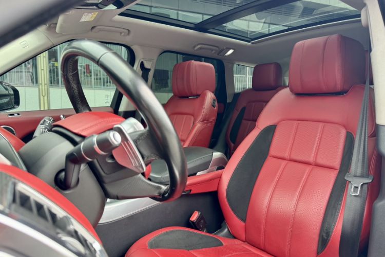 Used Land Rover Range Sport 2018 3.0 SC V6 HSE DYNAMIC Interior 5