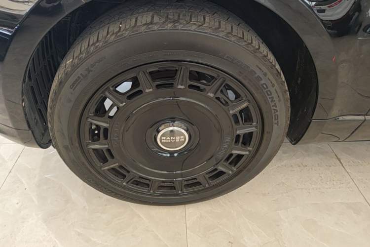 Used Land Rover Range Sport 2018 3.0 SC V6 HSE DYNAMIC Left Front Wheel Hub