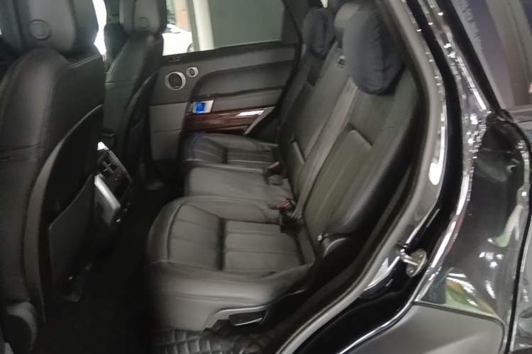 Used Land Rover Range Sport 2018 3.0T Gasoline HSE U.S. Specification Left Rear Seat