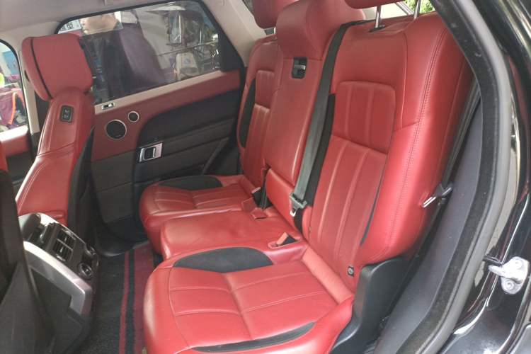 Used Land Rover Range Sport 2018 3.0 SC V6 HSE DYNAMIC Left Rear Seat
