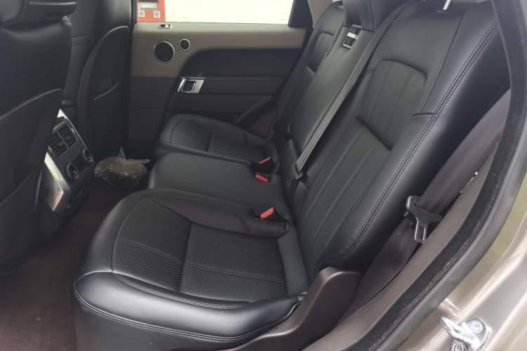 Used Land Rover Range Sport 2018 3.0 SC V6 HSE DYNAMIC Left Rear Seat