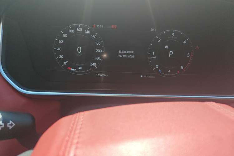 Used Land Rover Range Sport  Odometer Close Up