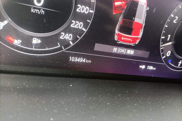 Used Land Rover Range Sport 2018 3.0 SC V6 HSE DYNAMIC Odometer Close Up