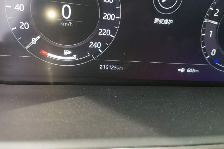 Used Land Rover Range Sport 2018 3.0 SC V6 HSE DYNAMIC Odometer Close Up
