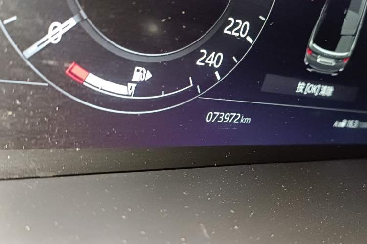 Used Land Rover Range Sport 2018 3.0 SC V6 HSE DYNAMIC Odometer Close Up
