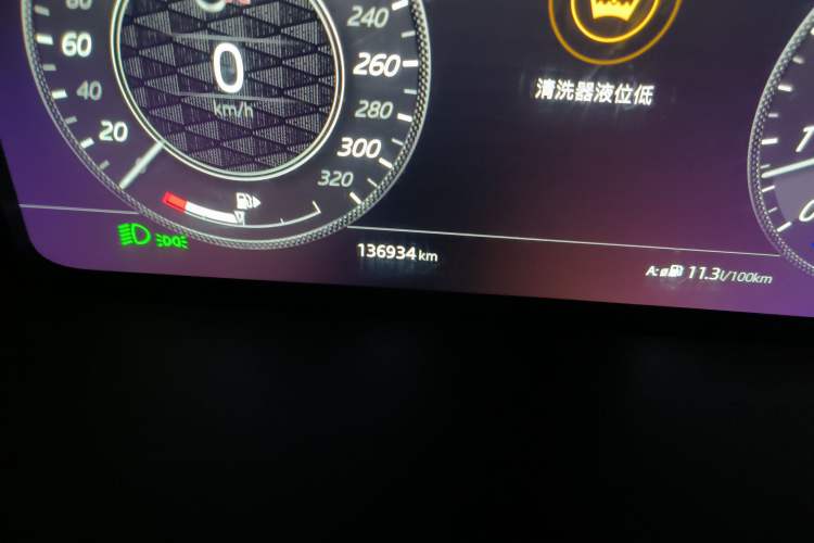 Used Land Rover Range Sport 2018 3.0 SC V6 HSE DYNAMIC Odometer Close Up