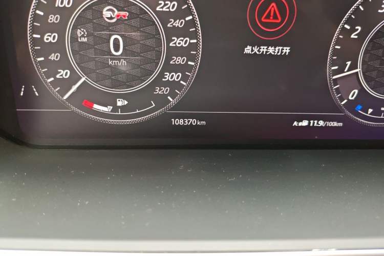 Used Land Rover Range Sport 2018 3.0 SC V6 HSE DYNAMIC Odometer Close Up