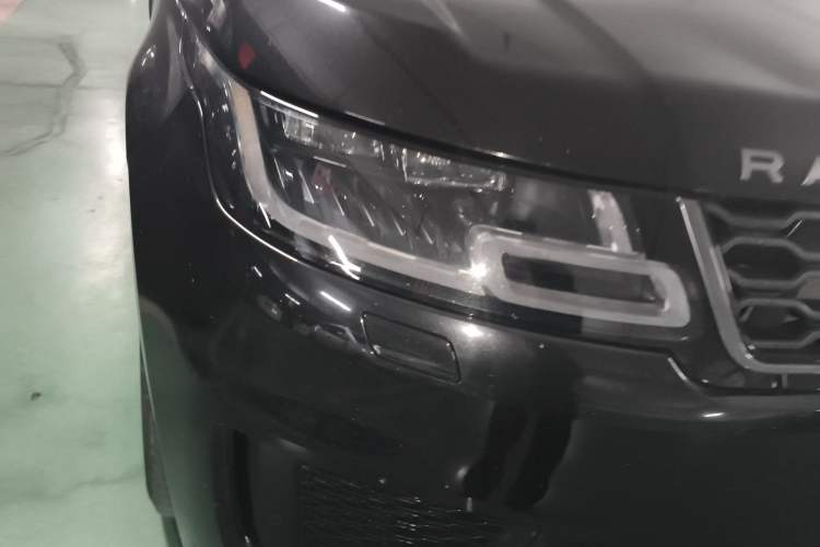 Used Land Rover Range Sport 2018 3.0 SC V6 HSE DYNAMIC Right Front Headlight