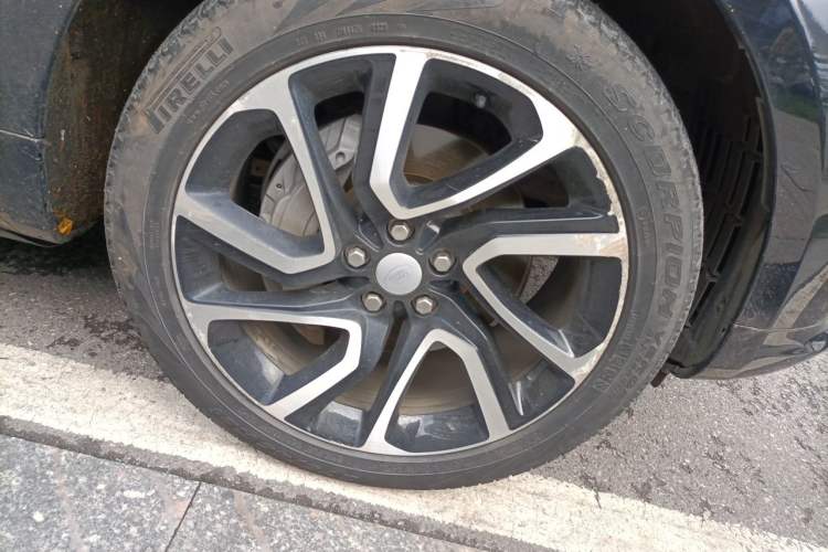 Used Land Rover Range Sport 2018 3.0 SC V6 HSE DYNAMIC Right Front Wheel Hub