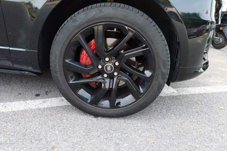 Used Land Rover Range Sport 2018 3.0 SC V6 HSE DYNAMIC Right Front Wheel Hub