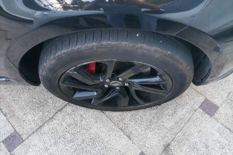 Used Land Rover Range Sport 2018 3.0 SC V6 Fēngshàng Chuàngshì Edition DYNAMIC Right Front Wheel Hub