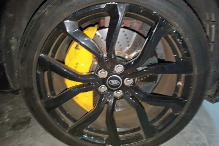 Used Land Rover Range Sport 2018 3.0 SC V6 Fēngshàng Chuàngshì Edition DYNAMIC Right Front Wheel Hub