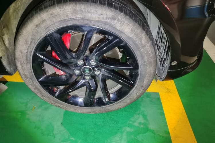 Used Land Rover Range Sport 2018 3.0 SC V6 Fēngshàng Chuàngshì Edition DYNAMIC Right Front Wheel Hub
