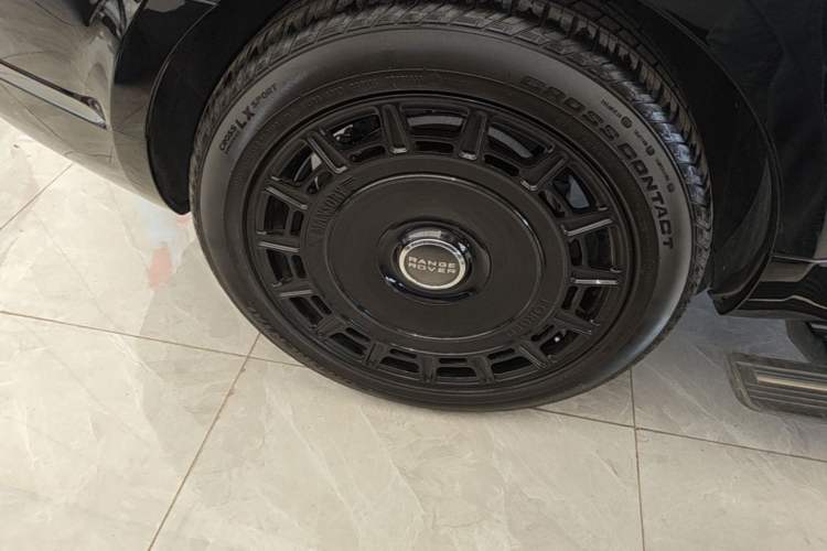 Used Land Rover Range Sport 2018 3.0 SC V6 HSE DYNAMIC Right Rear Wheel Hub