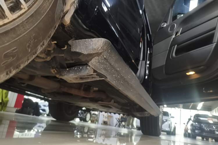 Used Land Rover Range Sport 2018 3.0 SC V6 HSE DYNAMIC Right Side Sill
