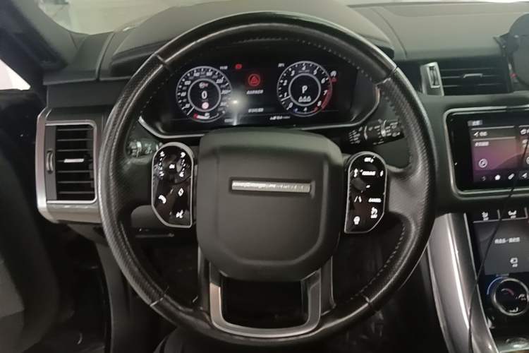 Used Land Rover Range Sport 2018 3.0T Gasoline HSE U.S. Specification Steering Wheel