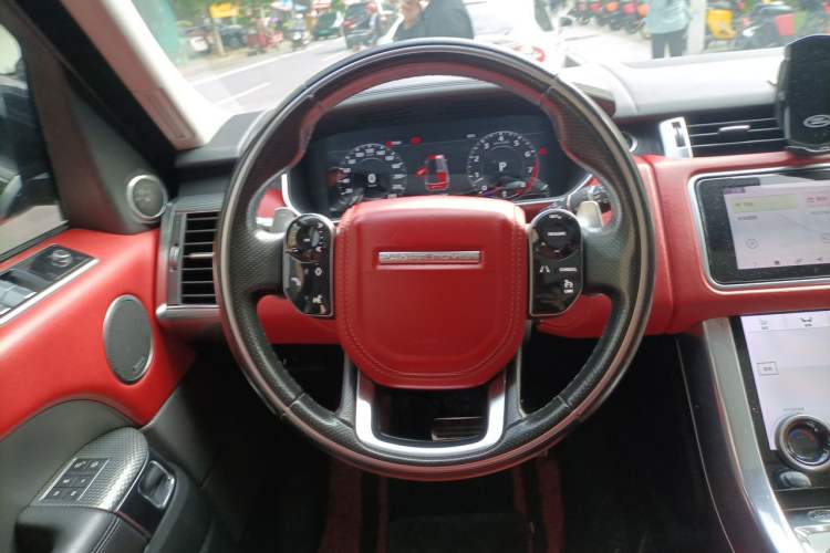 Used Land Rover Range Sport 2018 3.0 SC V6 HSE DYNAMIC Steering Wheel