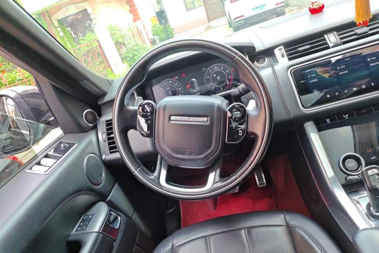 Used Land Rover Range Sport 2018 3.0 SC V6 HSE DYNAMIC Steering Wheel