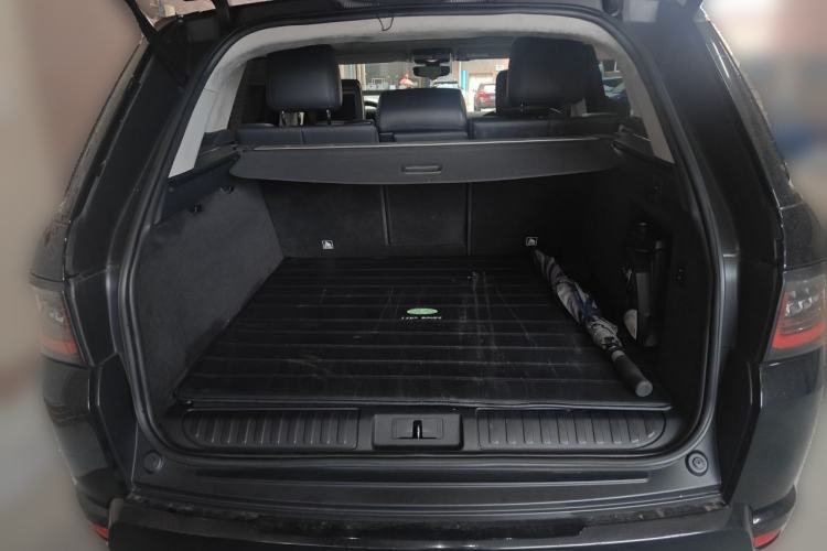 Used Land Rover Range Sport 2018 3.0 SC V6 Fēngshàng Chuàngshì Edition DYNAMIC Trunk