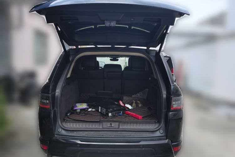 Used Land Rover Range Sport 2018 3.0 SC V6 HSE DYNAMIC Trunk