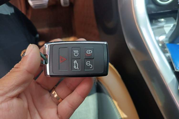 Used Land Rover Range Sport 2018 3.0 SC V6 Fēngshàng Chuàngshì Edition DYNAMIC Vehicle Key
