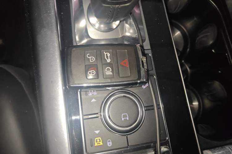 Used Land Rover Range Sport 2018 3.0 SC V6 Fēngshàng Chuàngshì Edition DYNAMIC Vehicle Key