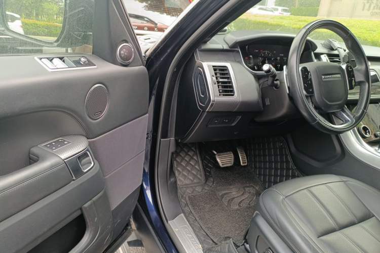 Used Land Rover Range Sport 2018 3.0 SC V6 HSE DYNAMIC Driver Seat