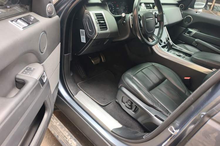 Used Land Rover Range Sport 2018 3.0 SC V6 HSE DYNAMIC Driver Seat